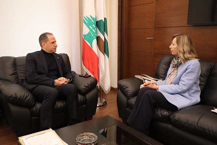 لقاء مع السفيرة الإيطالية وتأكيد على ضرورة حماية لبنان