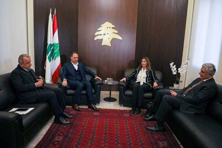 يونس تزور رئيس الكتائب شاكرة دعمها للفوز بمنصب عضو في نقابة المحامين في بيروت